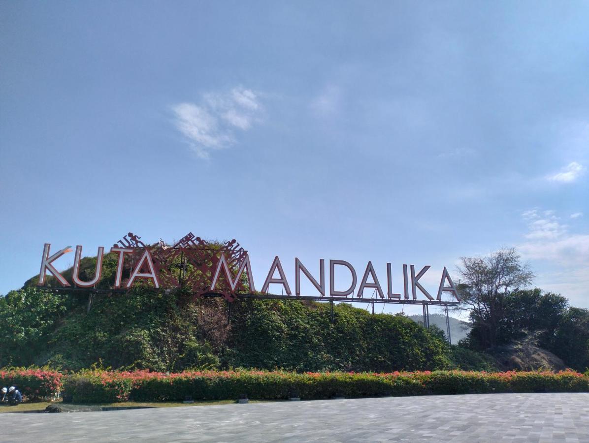 T&T Homestay Kuta  ภายนอก รูปภาพ