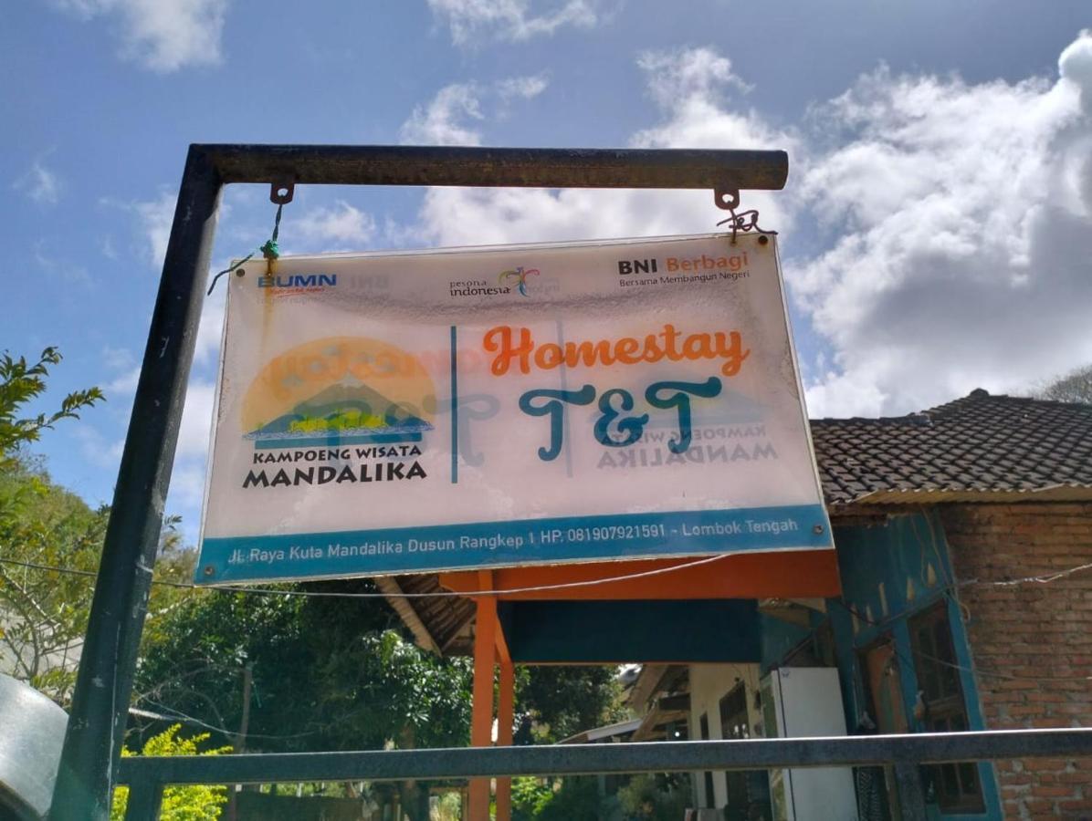 T&T Homestay Kuta  ภายนอก รูปภาพ